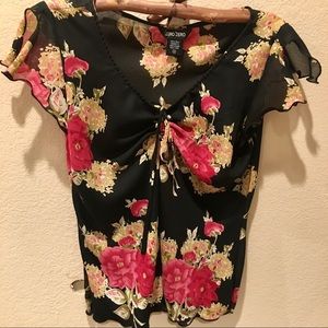 Zero Zero Floral Blouse short sleeve